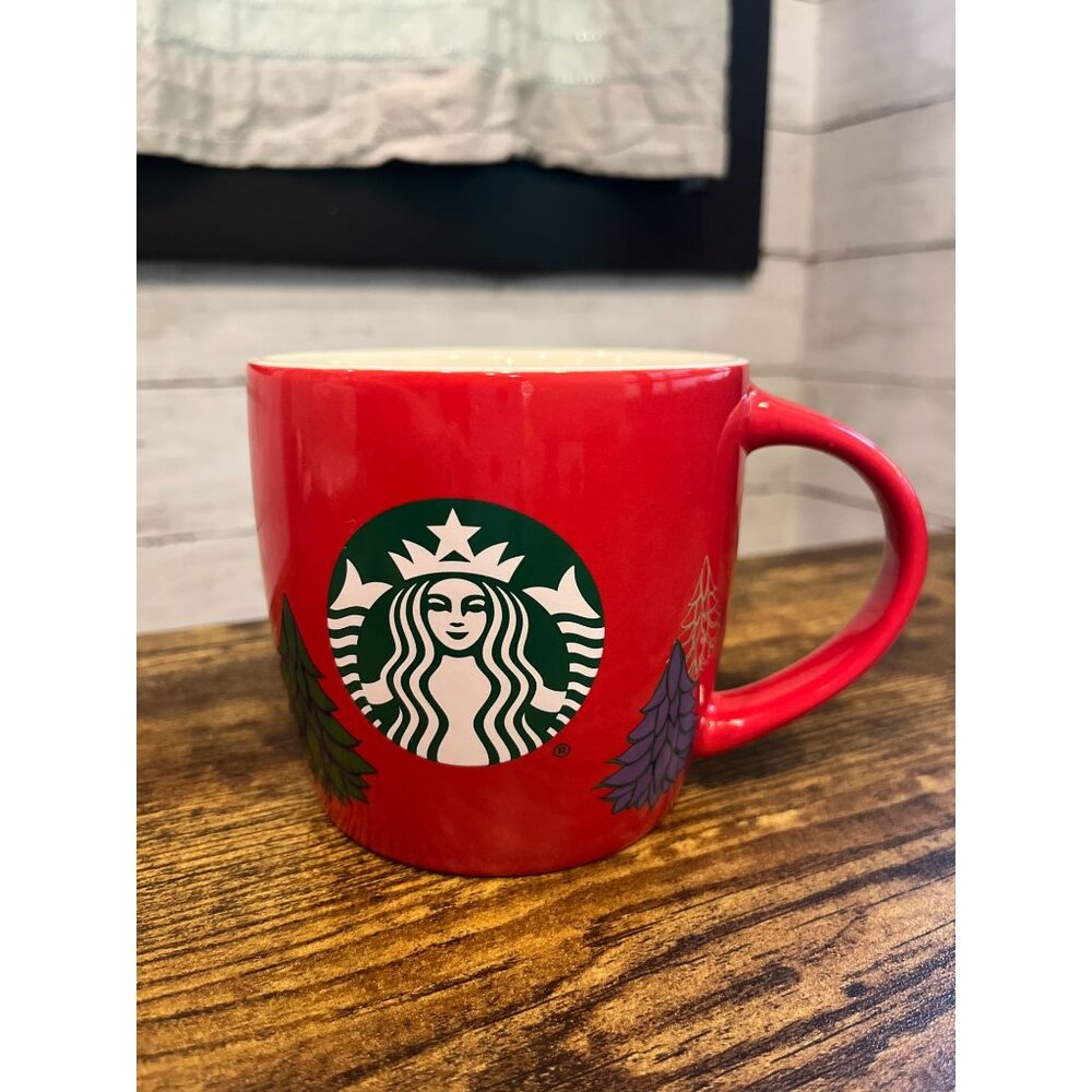 Starbucks Red Holiday Mug 18 Oz Featuring Evergreen Trees